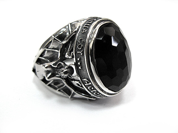 Перстень из серебра 